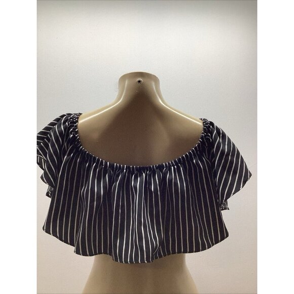 Hera Collection Size Medium Striped Off The Shoulder Ruffle Crop Top  Preloved - Picture 3 of 5